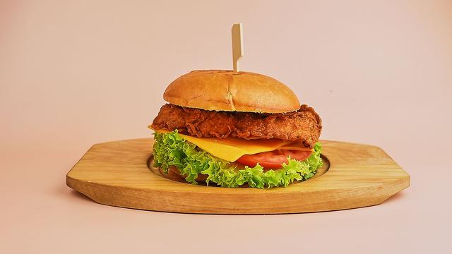 chicken-classic-burger